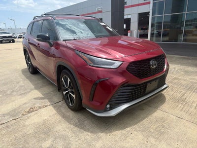 2022 Toyota Highlander XSE