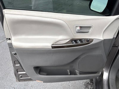 2019 Toyota Sienna XLE Premium 8 Passenger