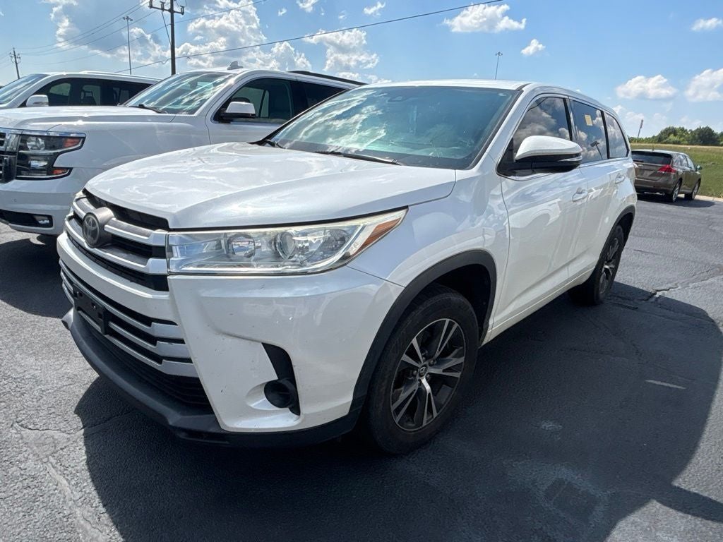 2017 Toyota Highlander LE