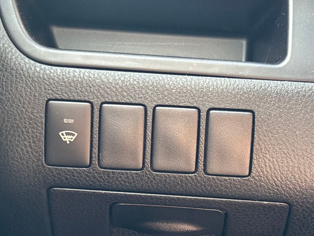 2016 Toyota Highlander LE