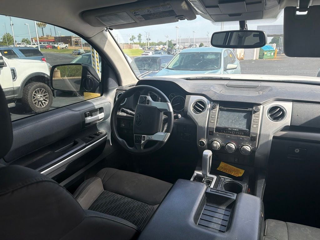 2016 Toyota Tundra SR5
