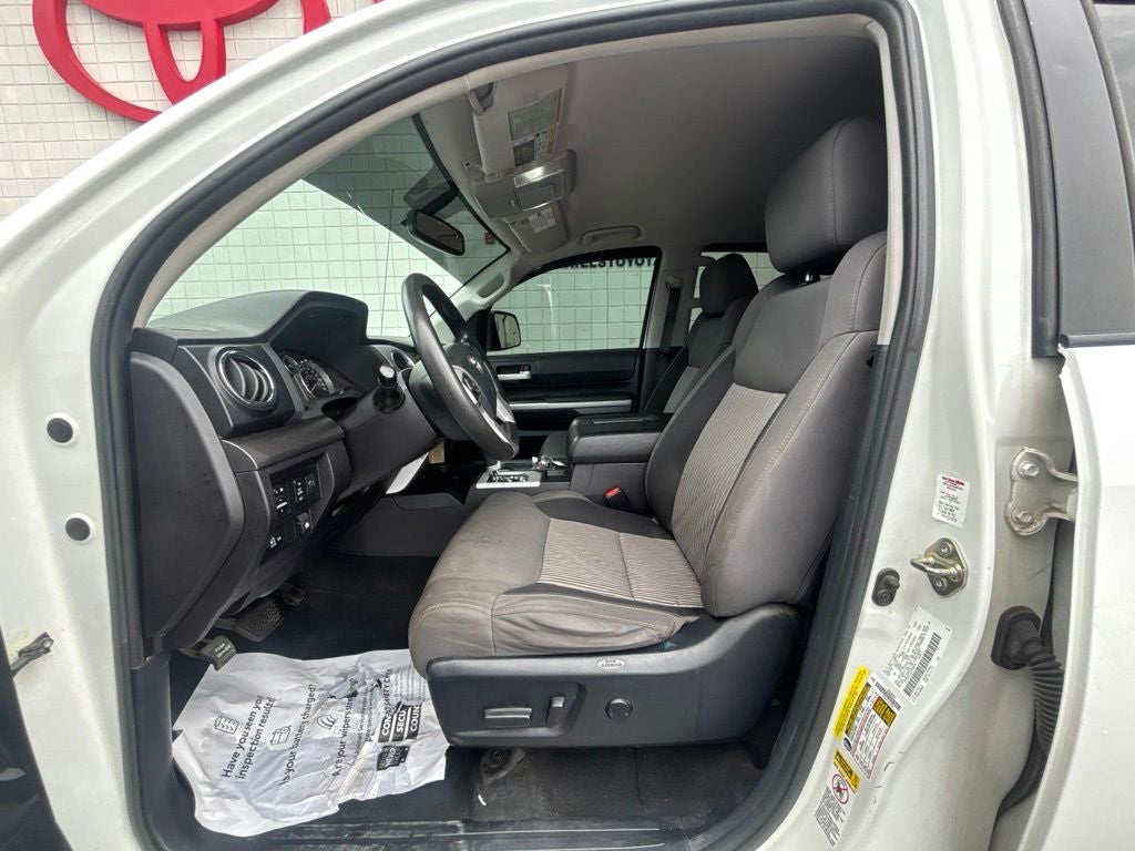 2016 Toyota Tundra SR5