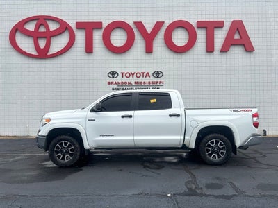 2016 Toyota Tundra SR5