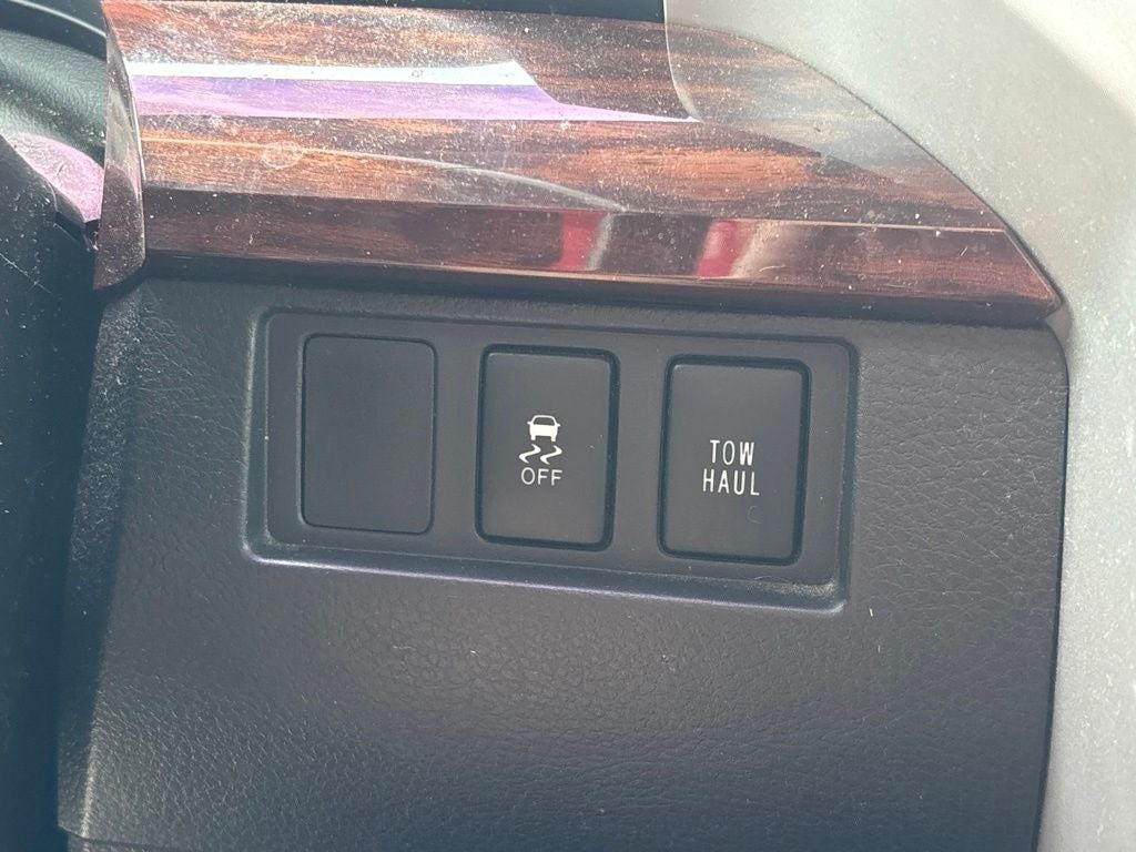 2014 Toyota Tundra Limited CrewMax