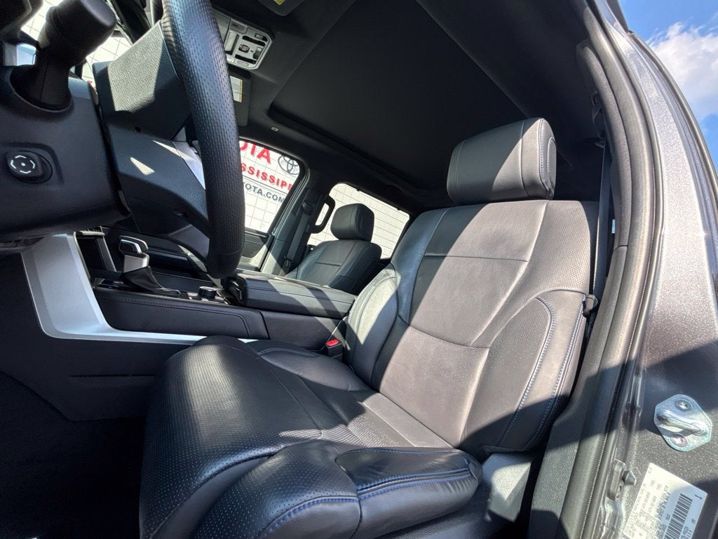 2025 Toyota Tundra Hybrid Platinum