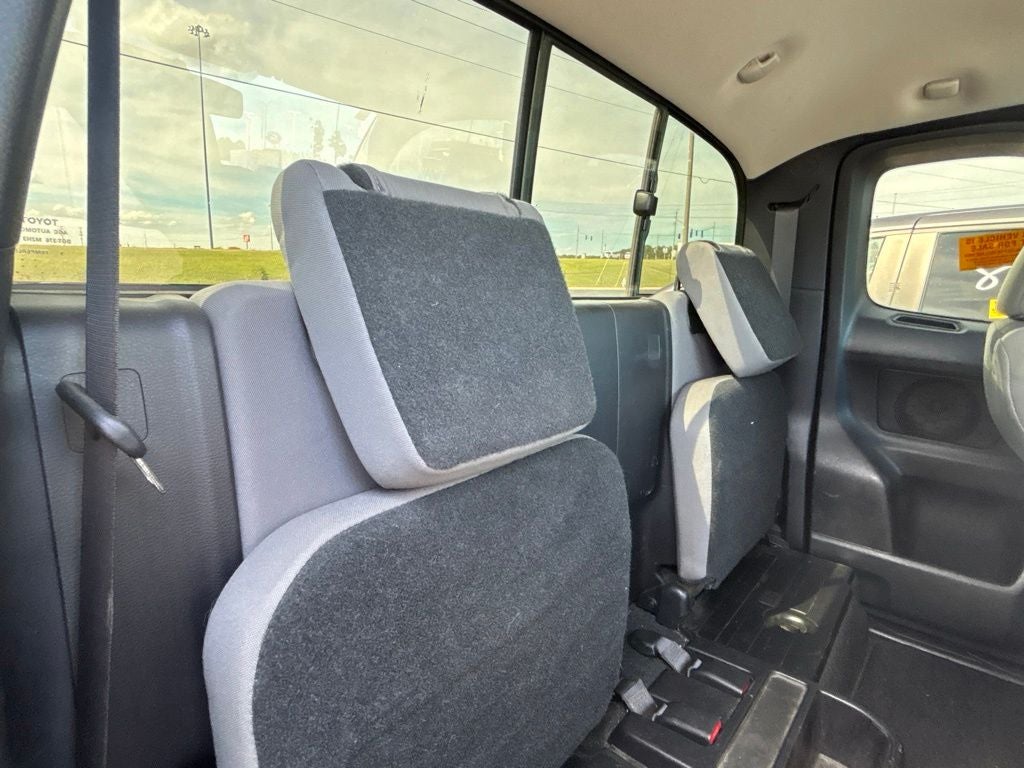 2017 Toyota Tacoma SR