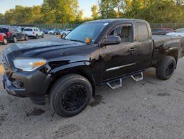 2017 Toyota Tacoma SR