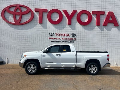 2017 Toyota Tundra SR5