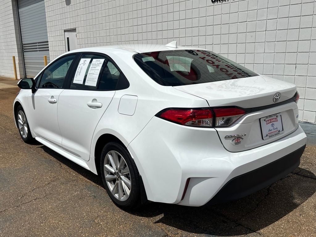 2025 Toyota Corolla LE