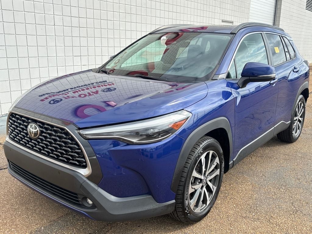 2023 Toyota Corolla Cross XLE