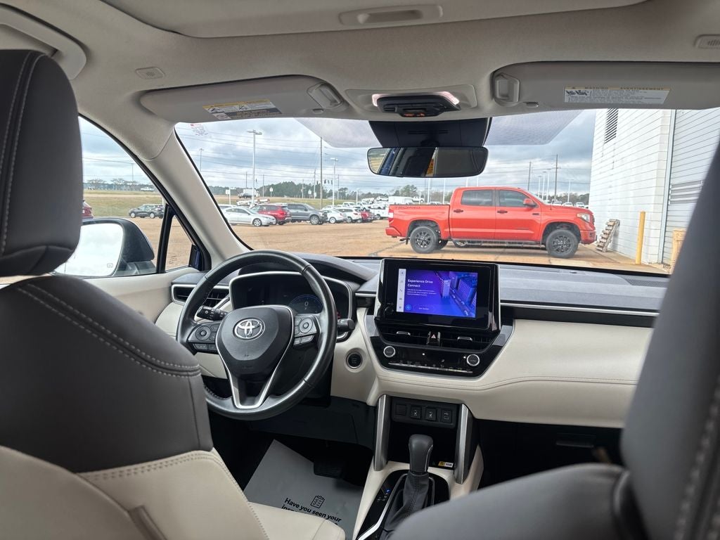 2023 Toyota Corolla Cross XLE