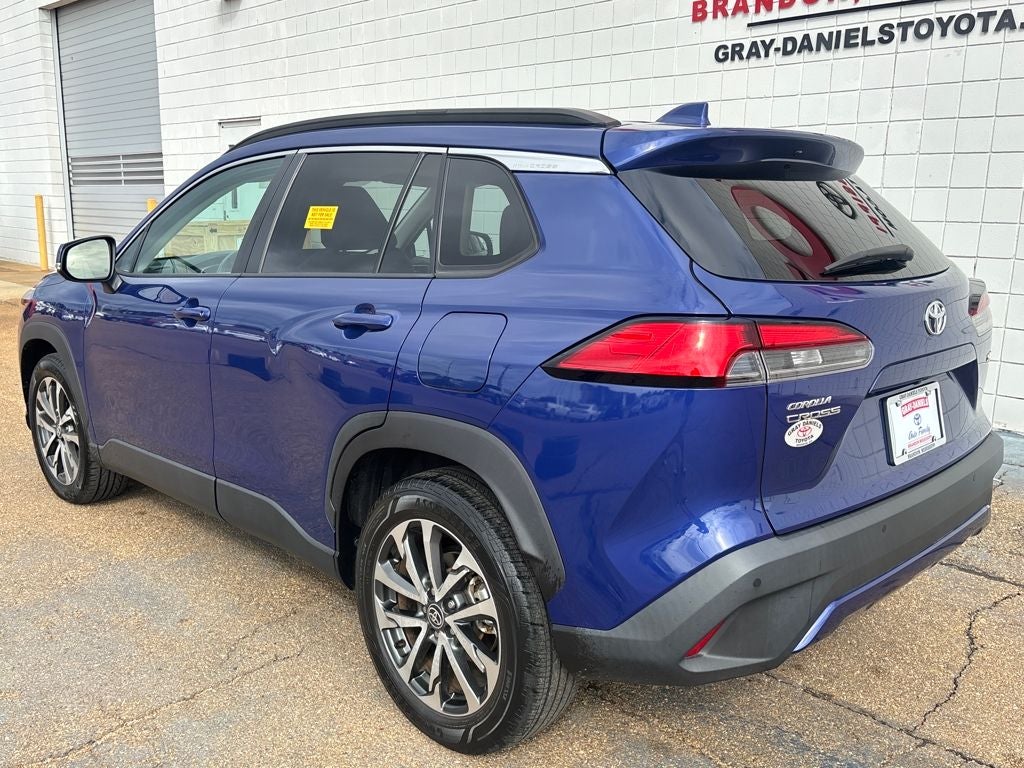 2023 Toyota Corolla Cross XLE