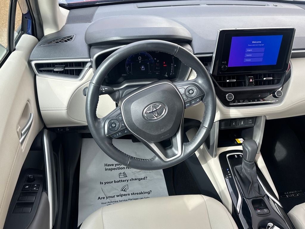 2023 Toyota Corolla Cross XLE