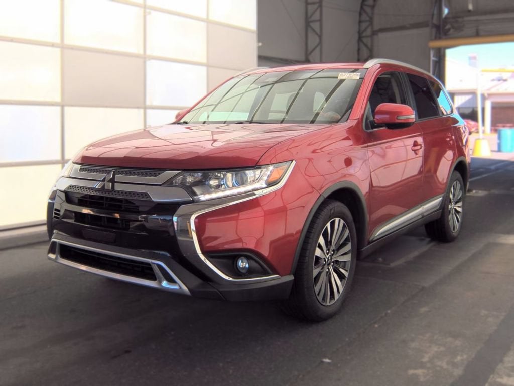 2020 Mitsubishi Outlander Base