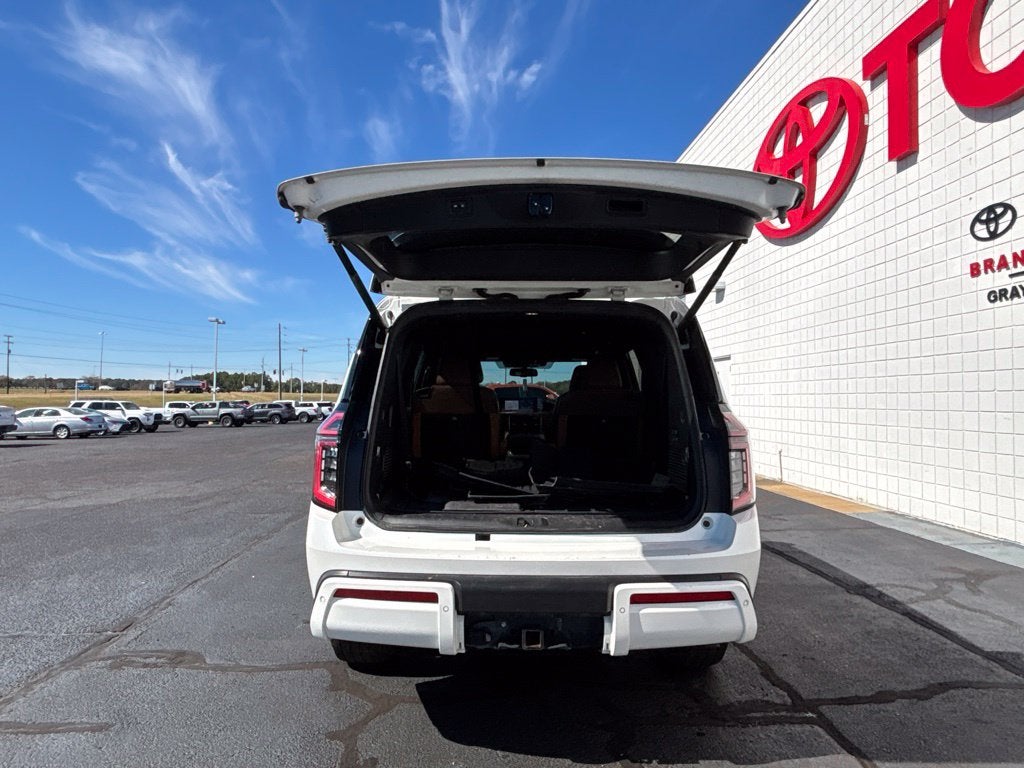 2025 Nissan Armada SL