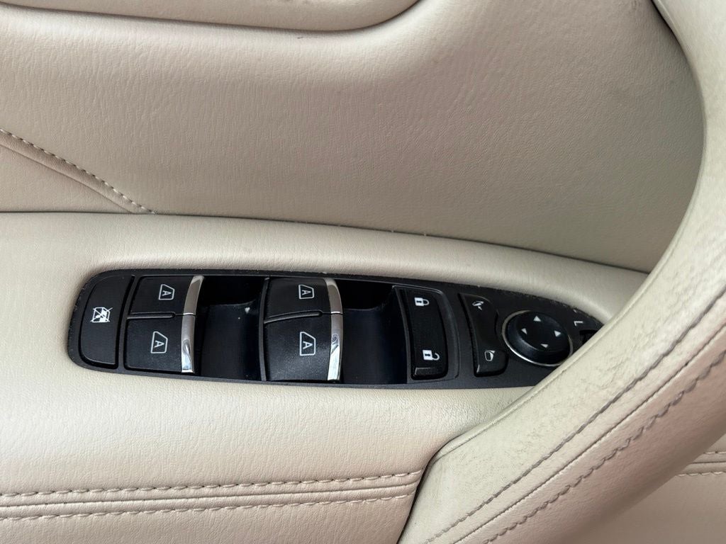 2018 INFINITI QX80 Base