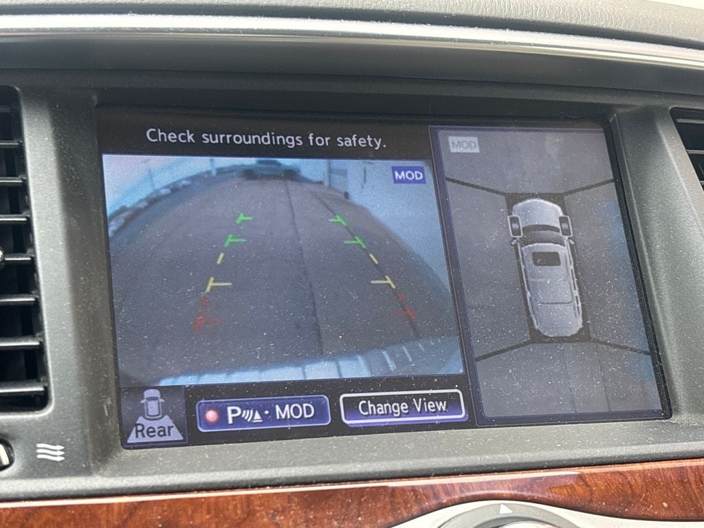 2017 INFINITI QX80 Base