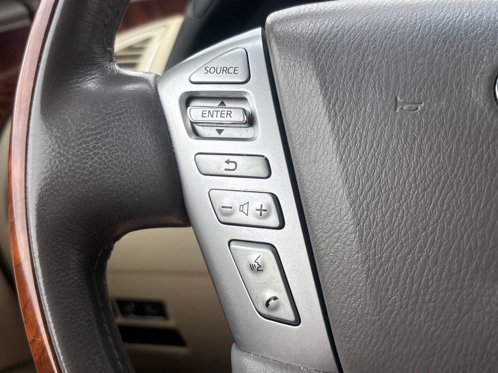 2017 INFINITI QX80 Base