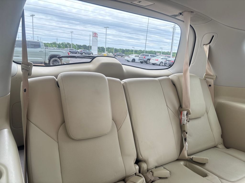2017 INFINITI QX80 Base