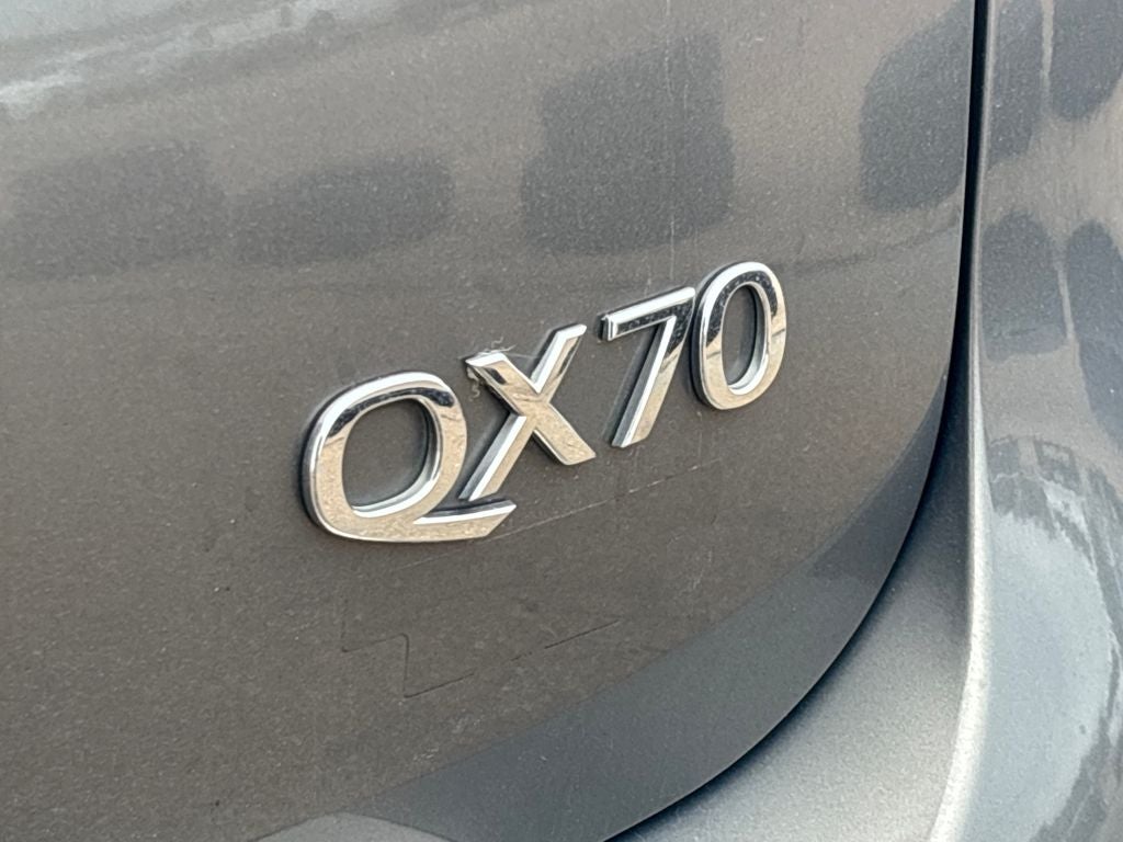 2014 INFINITI QX70 Base