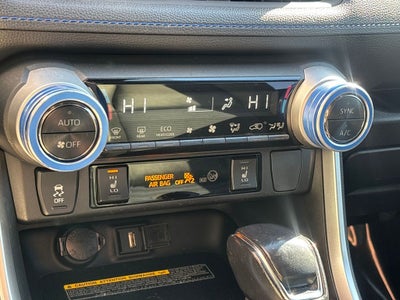 2020 Toyota RAV4 Hybrid XSE