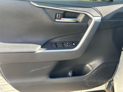 2020 Toyota RAV4 Hybrid XSE