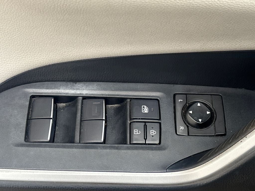 2020 Toyota RAV4 Limited