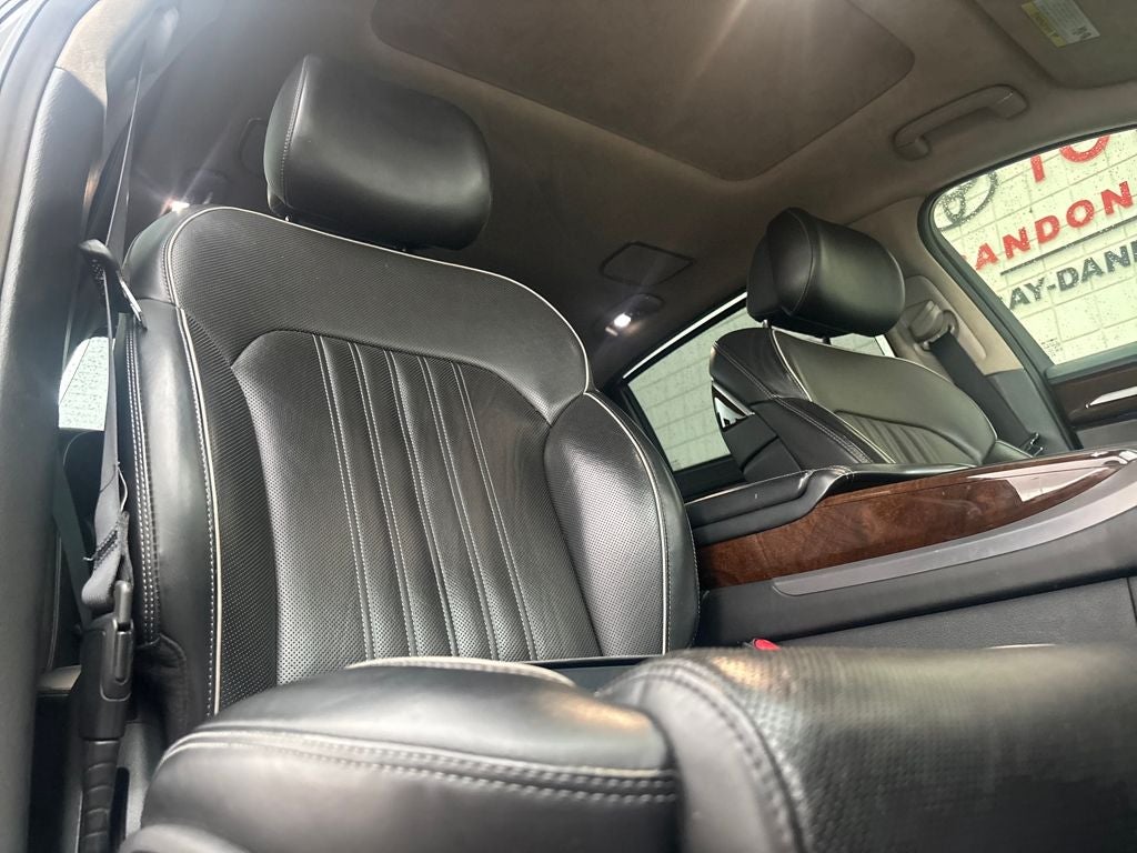 2017 Genesis G90 5.0 Ultimate