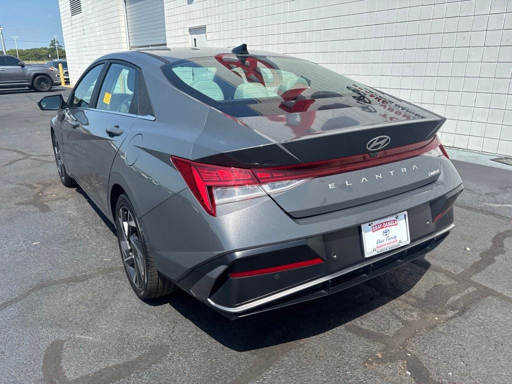 2024 Hyundai Elantra Limited