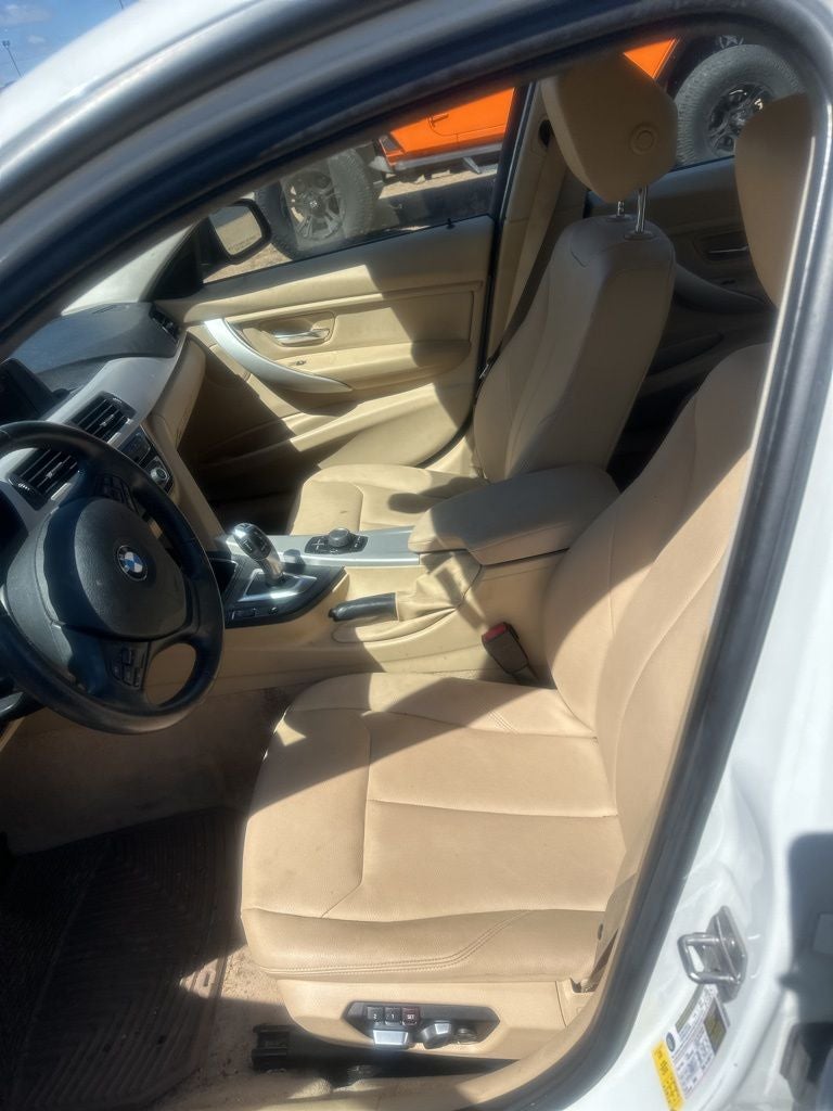 2016 BMW 3 Series 320i