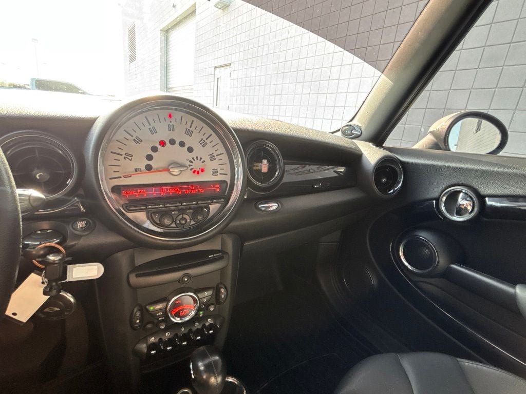 2011 MINI Cooper Base