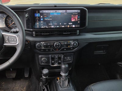 2024 Jeep Wrangler 4-Door Sahara 4x4