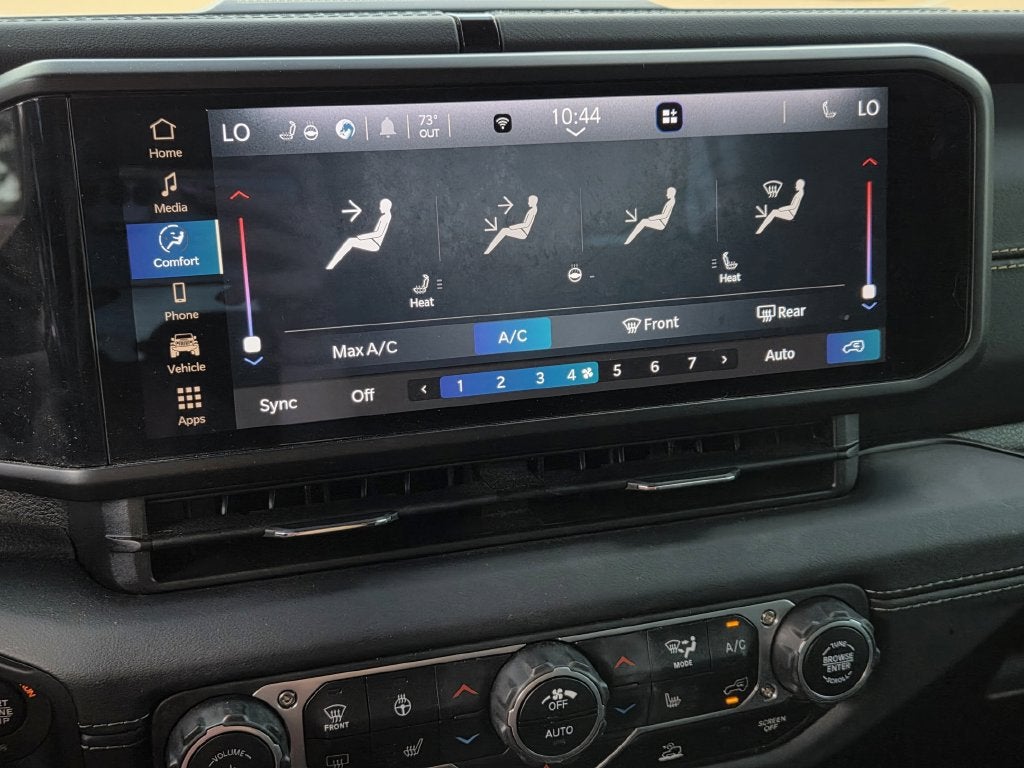 2024 Jeep Wrangler 4-Door Sahara 4x4