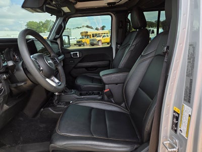 2024 Jeep Wrangler 4-Door Sahara 4x4