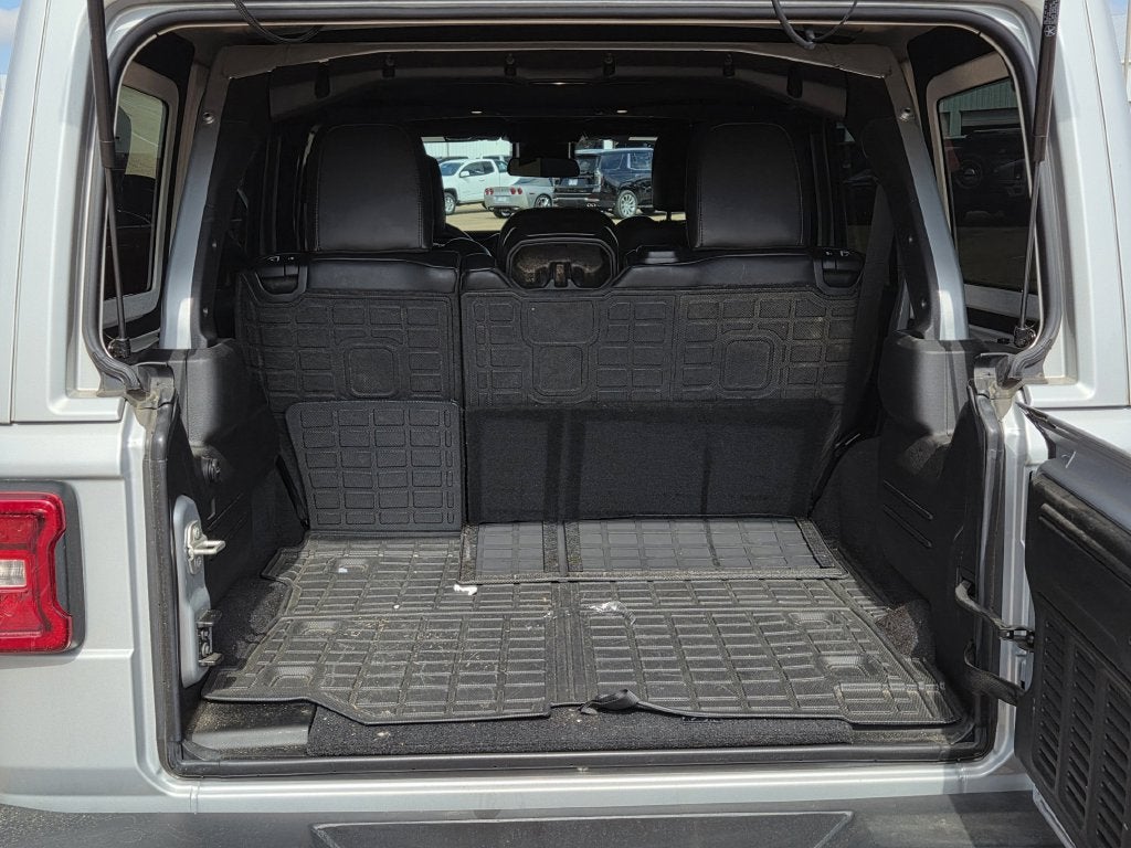 2024 Jeep Wrangler 4-Door Sahara 4x4