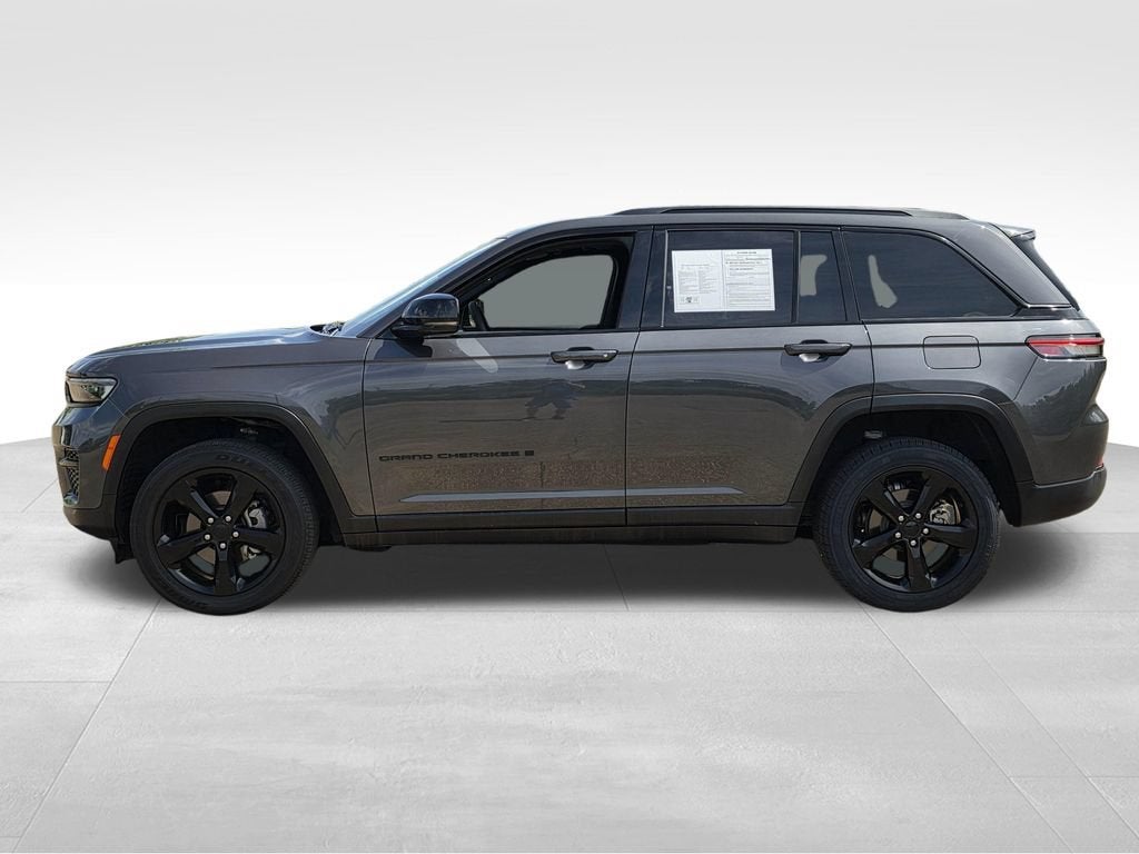 2023 Jeep Grand Cherokee Altitude 4x2