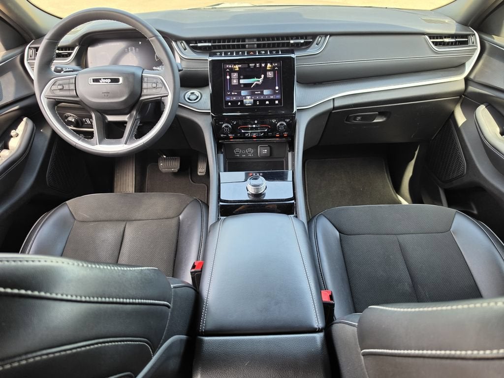 2023 Jeep Grand Cherokee Altitude 4x2