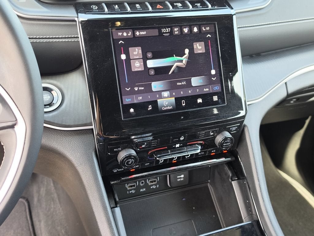 2023 Jeep Grand Cherokee Altitude 4x2