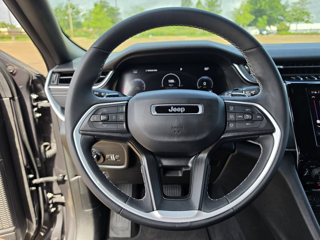 2023 Jeep Grand Cherokee Altitude 4x2