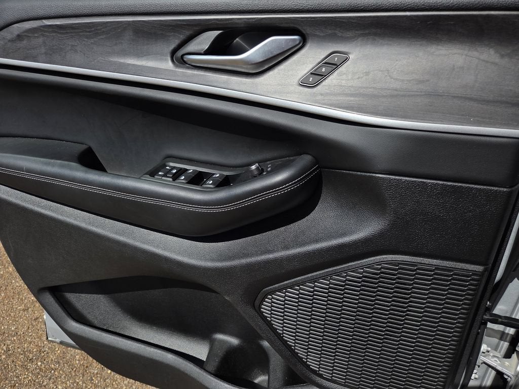 2025 Jeep Grand Cherokee Limited 4x2