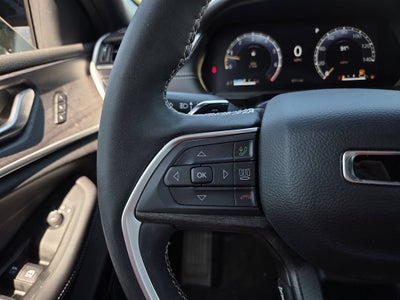 2025 Jeep Grand Cherokee Limited 4x2
