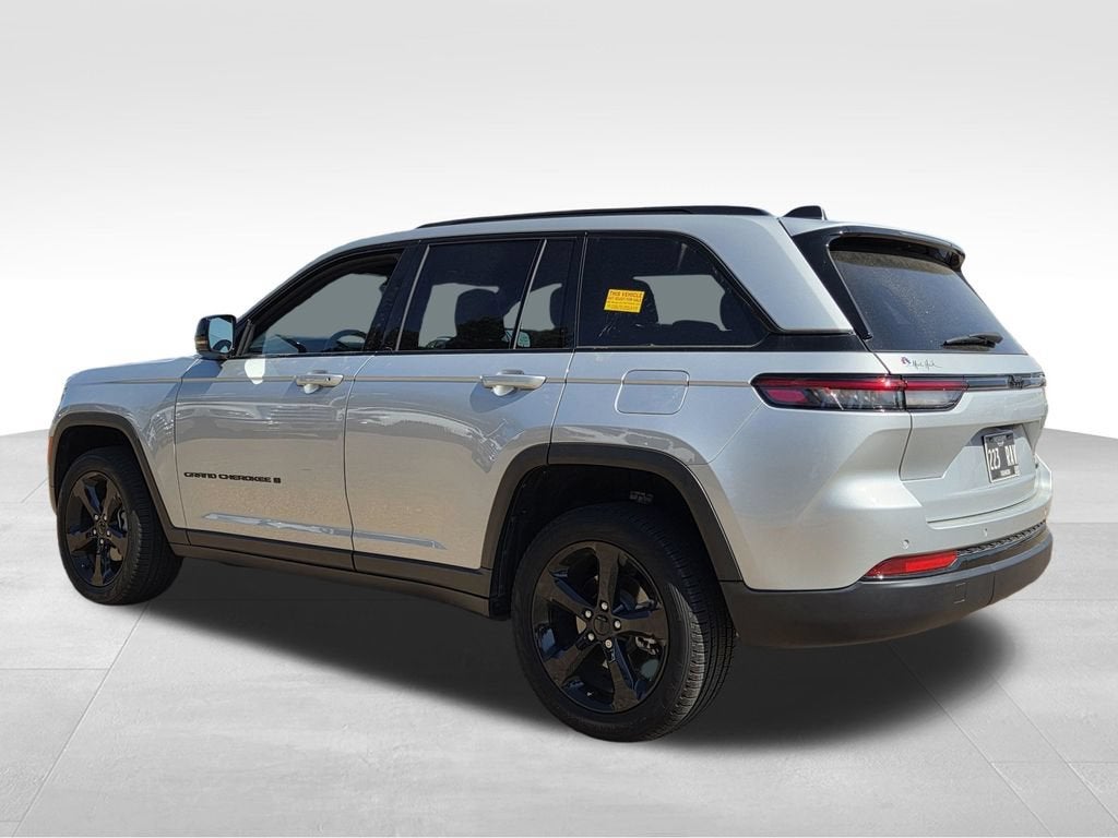 2025 Jeep Grand Cherokee Limited 4x2