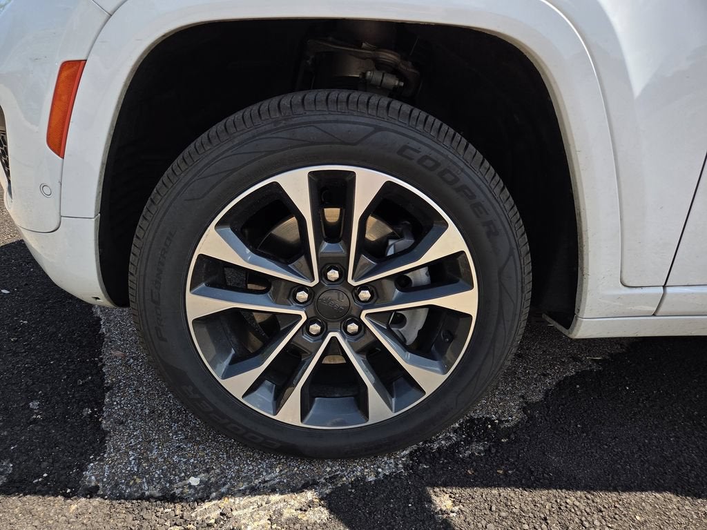 2022 Jeep Grand Cherokee 4xe Overland 4x4