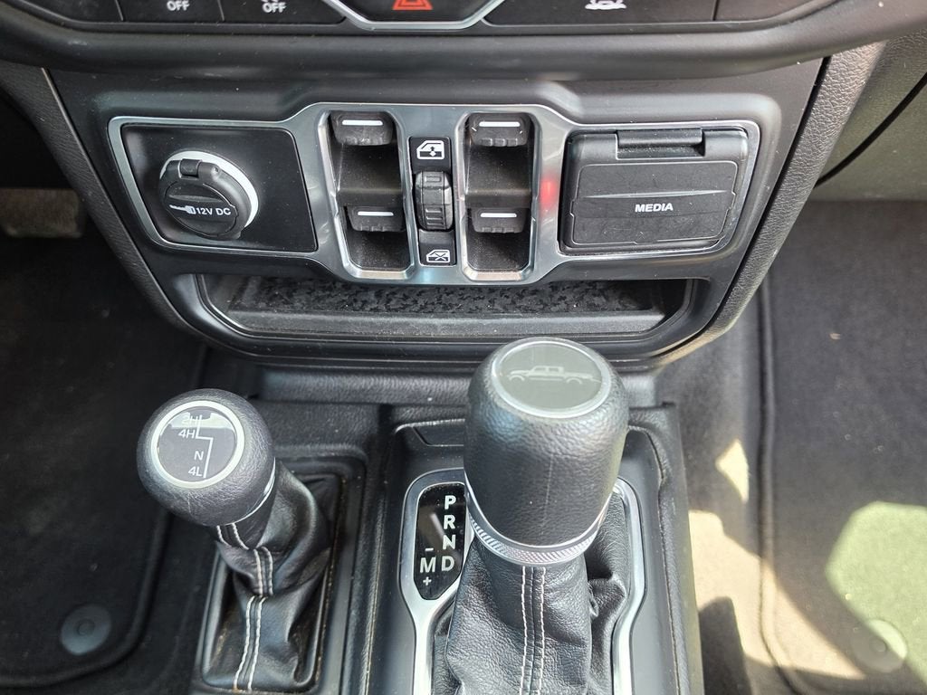 2023 Jeep Gladiator Overland 4x4