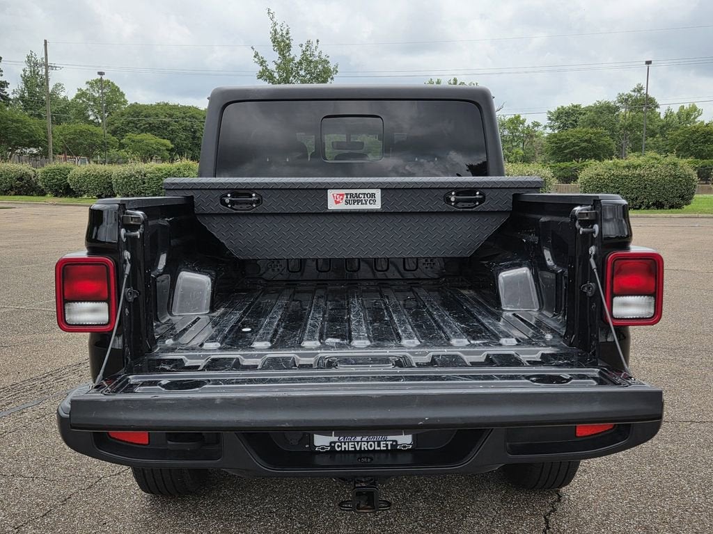 2023 Jeep Gladiator Overland 4x4