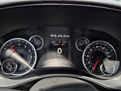2023 RAM 1500 Big Horn Crew Cab 4x2 5'7" Box