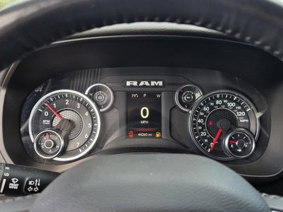 2024 RAM 1500 Big Horn Crew Cab 4x4 5'7" Box