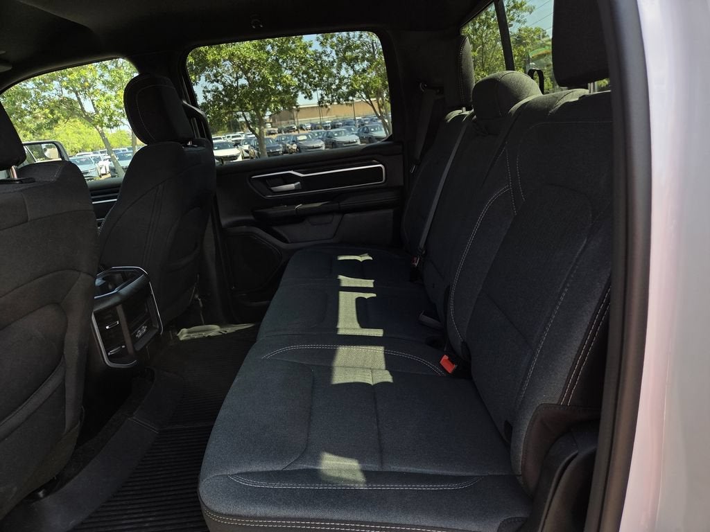 2023 RAM 1500 Big Horn Crew Cab 4x4 5'7" Box