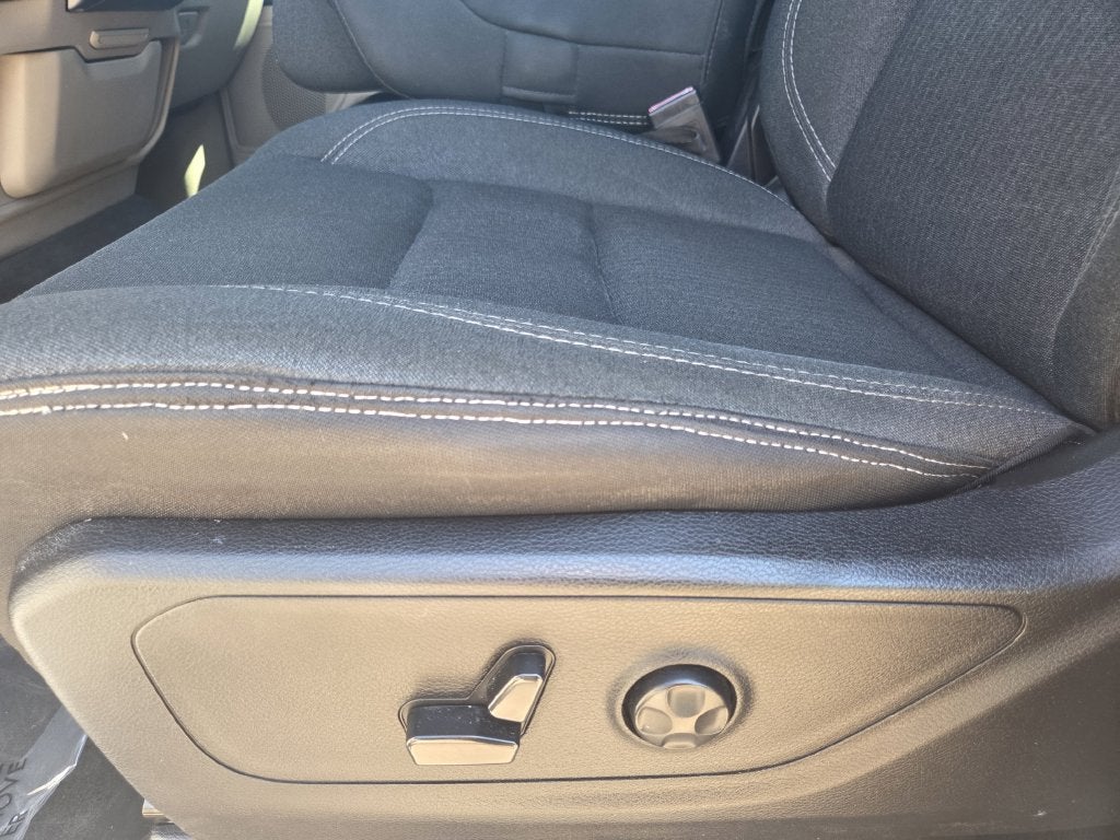 2019 RAM 1500 Big Horn/Lone Star Quad Cab 4x4 6'4" Box