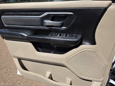 2019 RAM 1500 Big Horn/Lone Star Quad Cab 4x4 6'4" Box